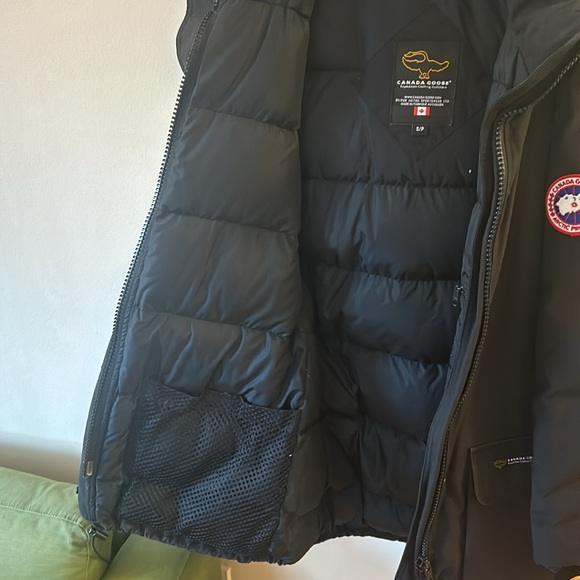 Black Canada Goose Winter Jacket (Women’s) - Picture 3 of 5